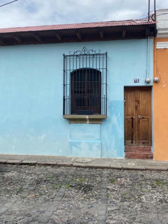 El Extranjero Hostal Antigua Exterior foto