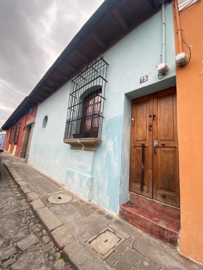 El Extranjero Hostal Antigua Exterior foto