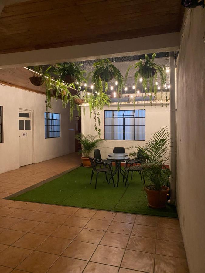 El Extranjero Hostal Antigua Exterior foto