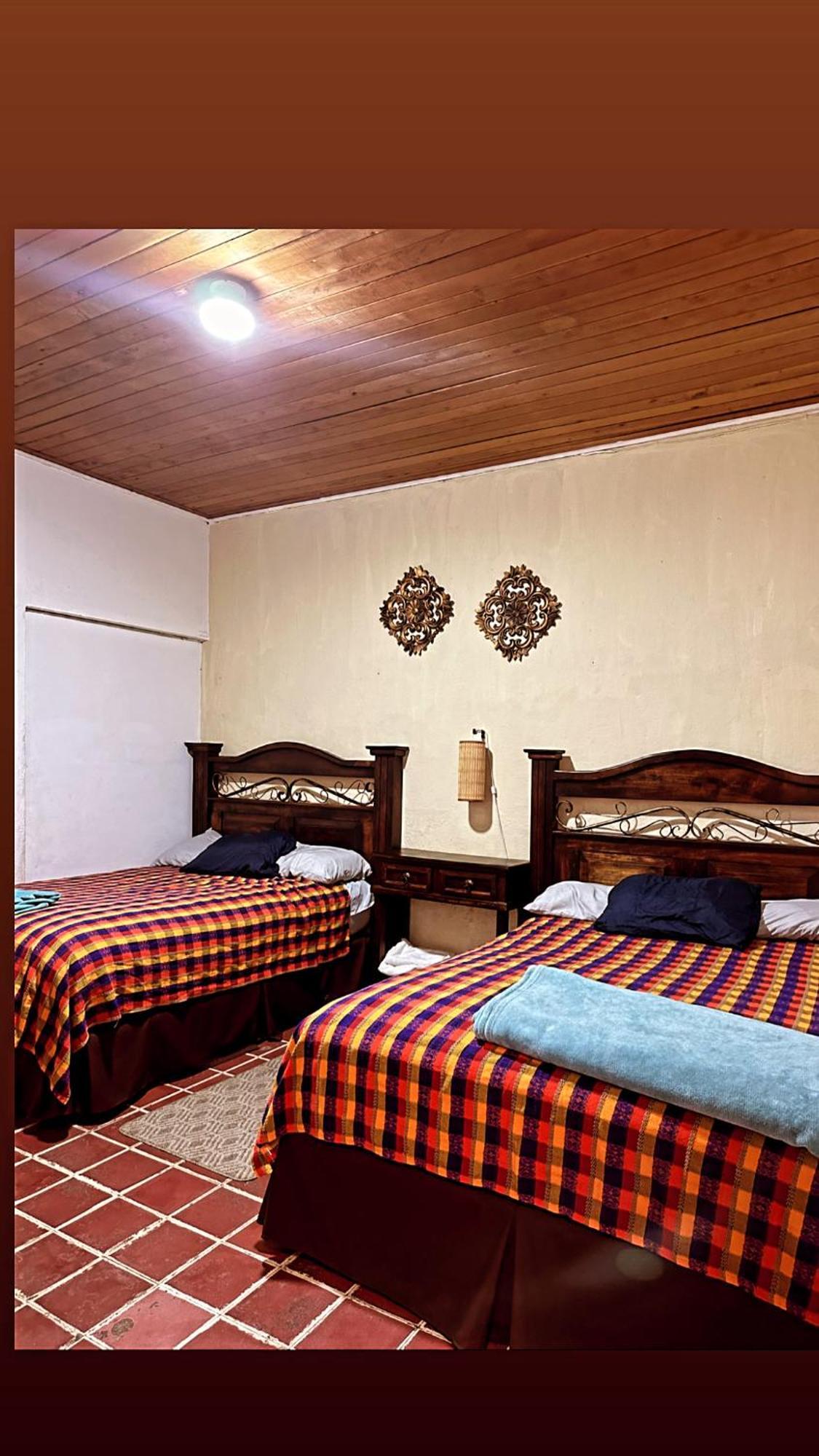 El Extranjero Hostal Antigua Exterior foto
